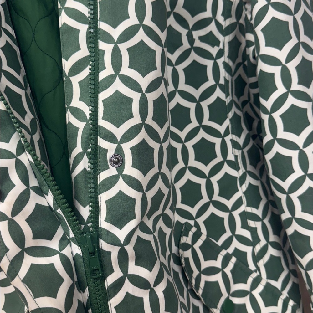 Boden Suki Waterproof green and white geometric patterned hooded XL jacket - Picture 4 of 8